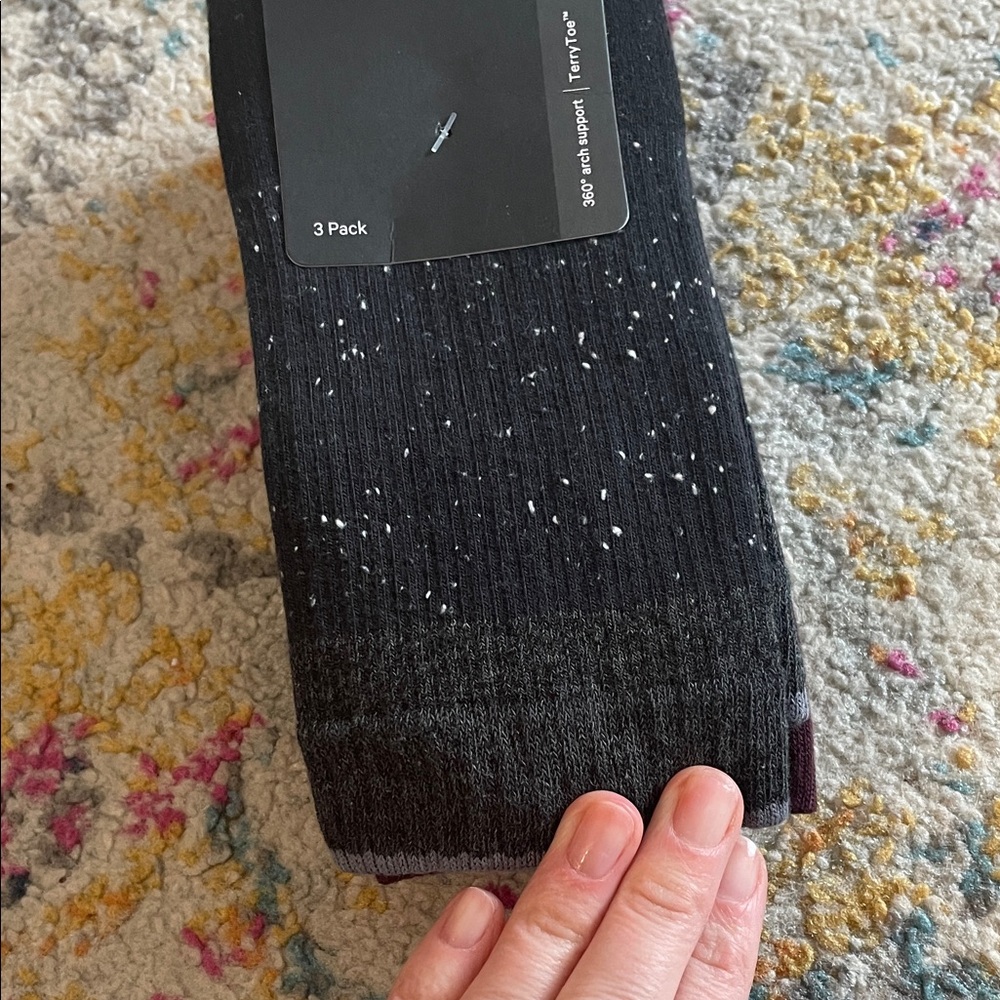 Lululemon Crew Socks - Picture 5 of 5